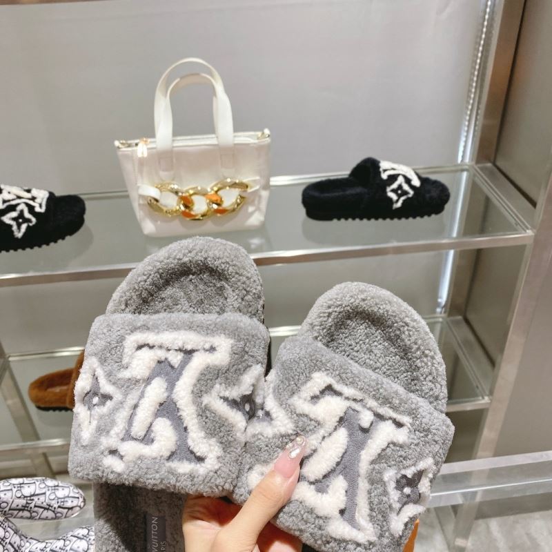 Louis Vuitton Slippers